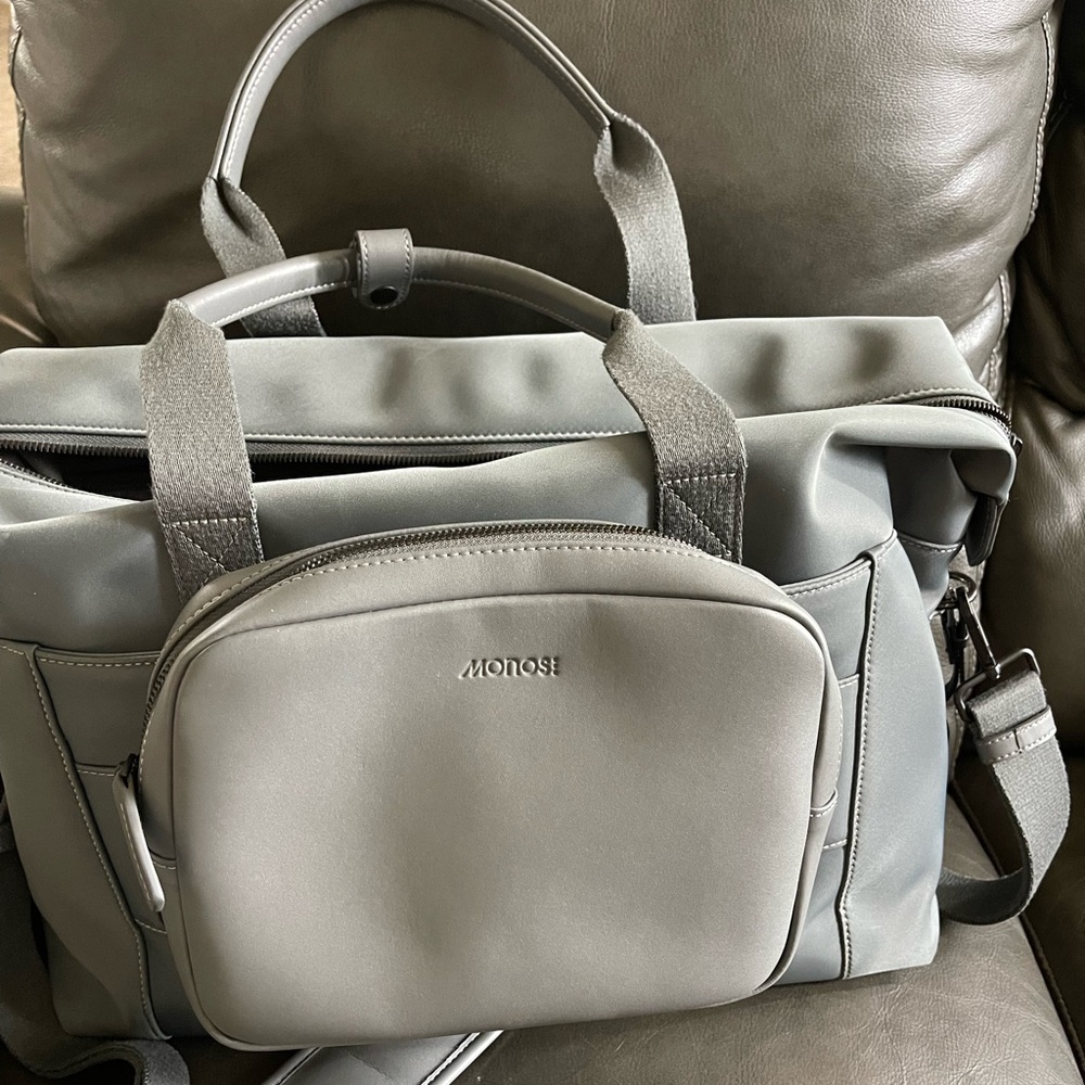 Monos Metro Duffel Bag in Dover Grey 🩶 Great Condition